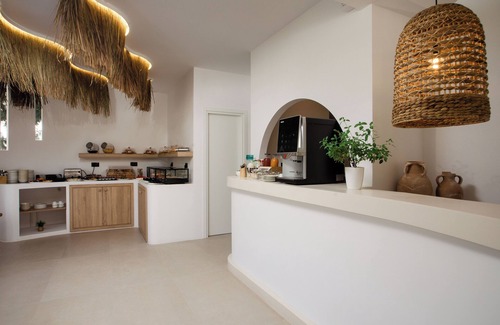 Faliraki Apartment | Stay Helios - Aparts & Pool Suites