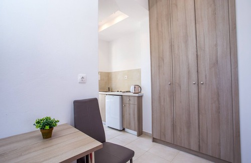 Faliraki Apartment | Stay Helios - Aparts & Pool Suites