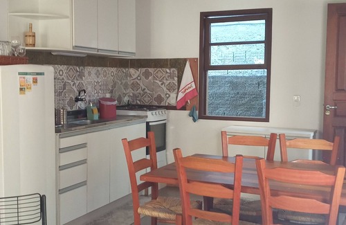 Lagoa Pequena Ski Chalet | Stay in a chalet on shared land, suited to the beach environment.