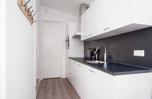 Akkrum House | Stay in our compact Knilles 2 luxury lodge with a sauna.