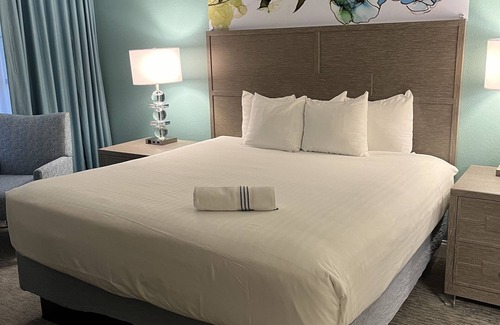 Orange Lake Resort | Stay near magic! 2-bedroom resort room, just a 12-min drive away from from parks