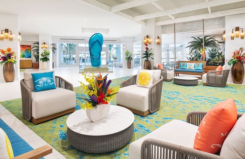 Fort Myers Beach Resort | Stay on the Beach w/Outdoor Pool Access + Firepits & Dining