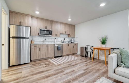Belmont House | Stay Portland - The Madison Farmhouse - Vintage Shops & Espresso