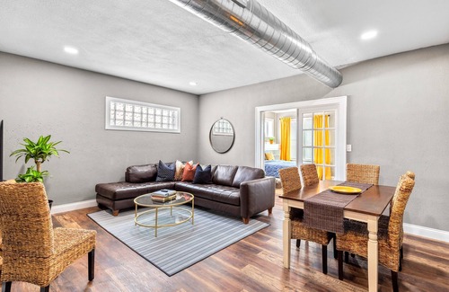 St. Louis Apartment | Stay STL-Spacious 3BR-Off Street Parking-Pets-W/D