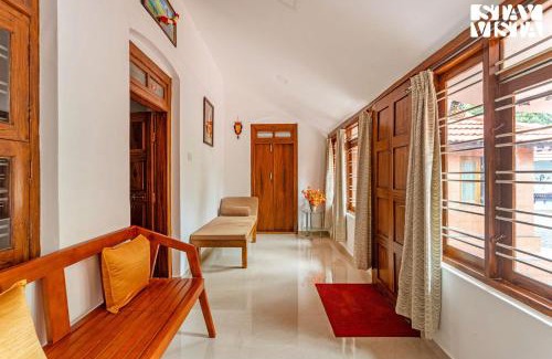Krishnagiri Villa | StayVista at The River Mist with Bonfire, Jacuzzi