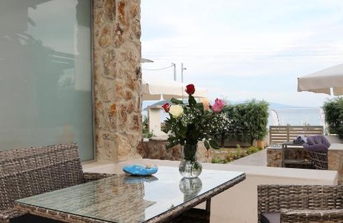 Nea Iraklitsa Apartment | Steleni Seaside Suites