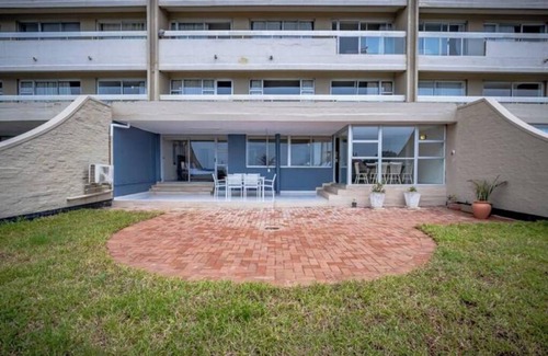 Kingsborough Apartment | Stella Maris 15 Amanzimtoti