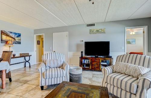 Fernandina Beach Apartment | Steps to Oceanside Condo