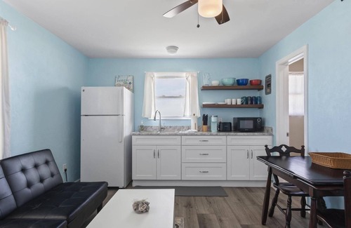 Painters Hill Cottage | Steps to Quiet Beach | Quarter Deck S Cottage | Flagler Beach | Lovely Beachside Location