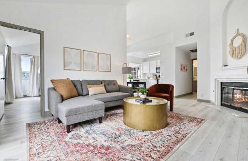 North Pacific Beach House | Steps tp beach Prime location Villa