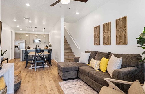 St. George Condo | Stillwater: Desert Color Lagoon + Beaches