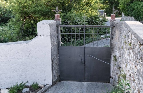 Drivenik Apartment | Stone House With Private Yard And Pool Near Crikvenica