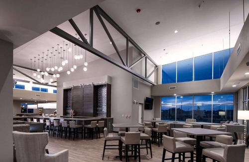 Kissimmee Hotel | StoneHill Lawrence, Trademark Collection by Wyndham