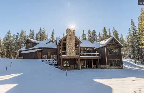 Spanish Peaks House | Stony Creek Chalet