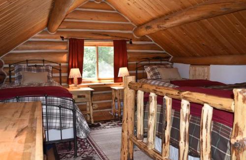 Philipsburg House | Stony Creek Lodge