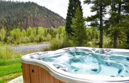 Philipsburg House | Stony Creek Lodge