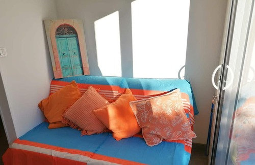 Bouzigues Apartment | STOPOVER IN BOUZIGUES 400m from the Etang de Thau