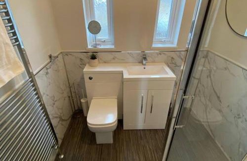 Woodhorn Apartment | Storey Flat - Sleeps 4 - Pet friendly - Parking