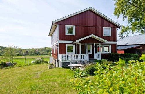 Halleviksstrand Villa | Stort hus med plats för 2-3 familjer