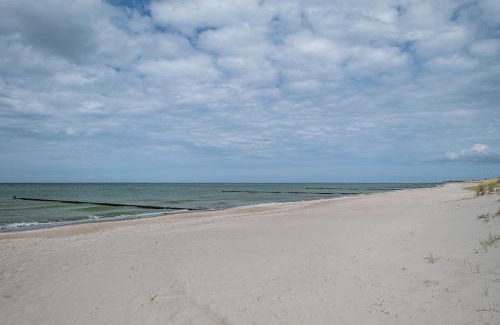 Dierhagen Ost Apartment | Strandnahe Fewo 1