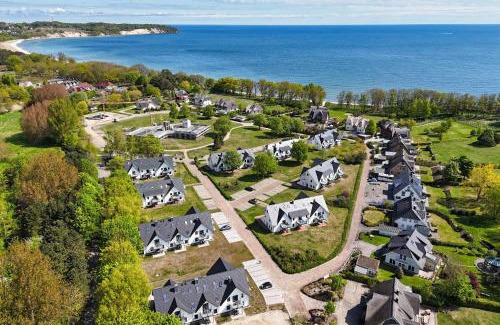 Lobbe Apartment | strandnahe FeWo mit Balkon, gratis Nutzung vom AHOI Erlebnisbad und Sauna in Sellin - Rex Rugia FeWo 13-7