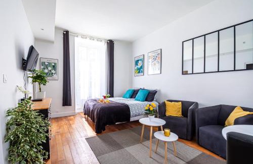 Saint-Cyr-l'Ecole Apartment | Studio équipé, gare à 200m, entre Versailles et SQY