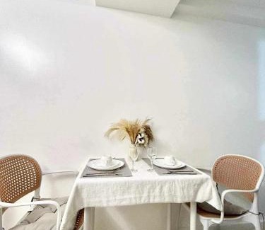 San Fernando Hotel | Studio 2-4pax Azure North San Fernando Pampanga