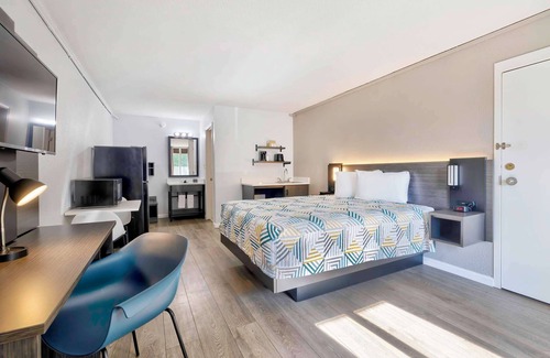 Effingham Hotel | Studio 6 Effingham, Il