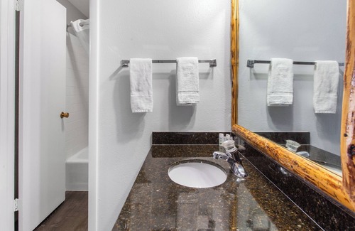 Butte Hotel | Studio 6 Suites Butte, MT – I-90/I-15