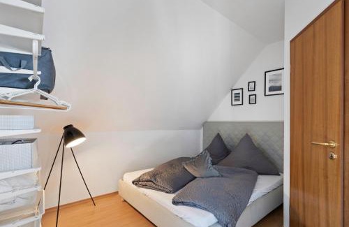 Waggershausen Apartment | Studio 72 Apartment in Friedrichshafen