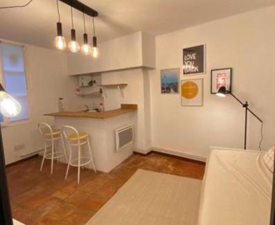 Carmes Apartment | Studio 9 Trinité - Hypercentre Toulouse, Accueil H24 et Wi-Fi