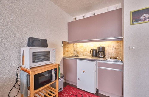 Correncon-en-Vercors Apartment | Studio Apartment 'Herboully' with Mountain View and Private Terrace