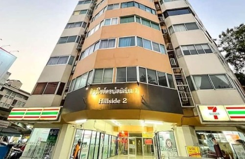 Tha Sala Apartment | Studio Apartment with Balcony in Center of Nimman