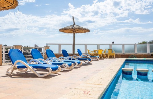 Cala Figuera Apartment | Studio Apartment 'Estudio Vistas Al Mar' with Sea View, Wi-Fi and Air Conditioning