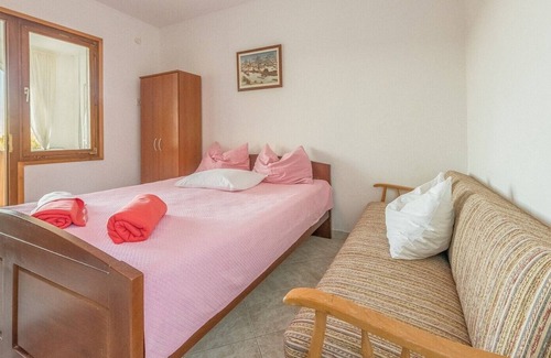 Jadrtovac Apartment | Studio Apartment Ivic A4 with balcony