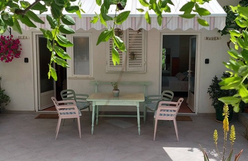 Makarska Old Town Apartment | Studio Apartments Roza - A Charming Oasis in the Centre of Makarska
