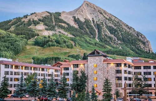 Crested Butte Condo | Studio at Grand Lodge, Hot Tub, Pool, Pet Friendly