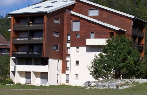 Correncon-en-Vercors Apartment | "Studio au pied des pistes avec balcon - Corrençon-en-Vercors"