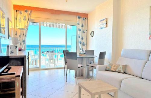 Le Lavandou Apartment | Studio au Lavandou avec Terrasse et Vue Mer - FR-1-251-237