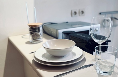 Chantiers Apartment | Studio Bleu Roi - 5min from the Château de Versailles
