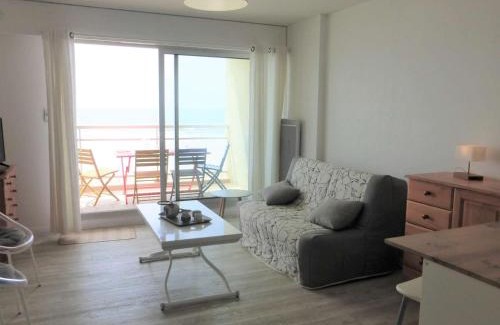 Saint-Gilles-Croix-de-Vie Apartment | Studio cabine 4 pers, parking, plage, 2 étoiles, Saint-Gilles-Croix-de-Vie - FR-1-224-791