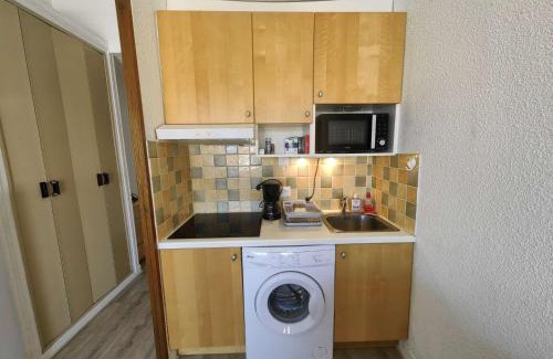 Vebron Apartment | Studio cabine avec terrasse, piscine, parking sécurisé, proche plage et port - FR-1-607-47