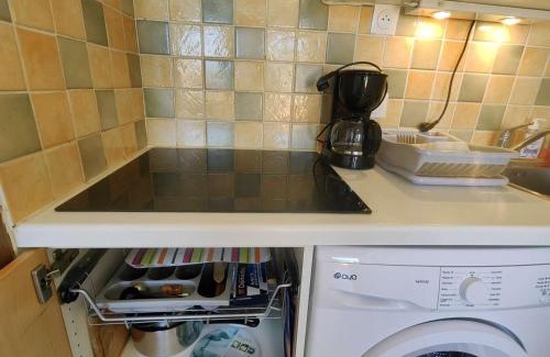 Vebron Apartment | Studio cabine avec terrasse, piscine, parking sécurisé, proche plage et port - FR-1-607-47