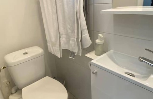 Longjumeau Apartment | Studio Dans Hôtel Particulier