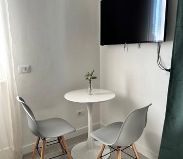 Albate Apartment | Studio Dolce Vita