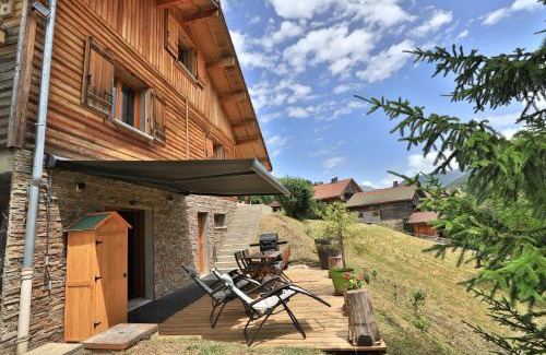 Les Villards-sur-Thones Apartment | Studio du Coin - Vue montagne, au calme, Terrasse - AravisTour