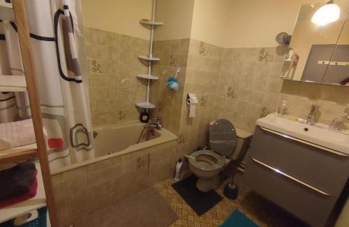 Nevers Apartment | Studio en RDC avec terrasse