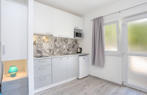 Brela Apartment | Studio flat with terrace and sea view Brela, Makarska (AS-6688-a)