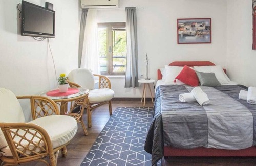 Lepetane Bed & Breakfast | Studio Flat with View near Kotor Bay in Tivat