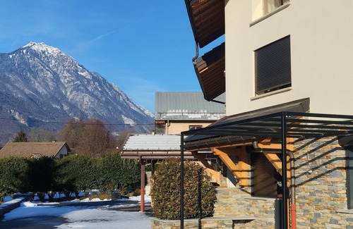 Verrens-Arvey Apartment | Studio gîte on one level with terrace and pergola